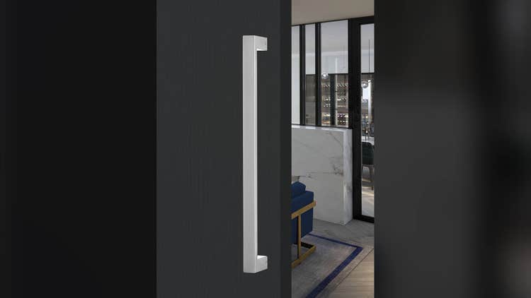 square-door-pull